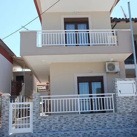 Apartment Marianna Nea Roda