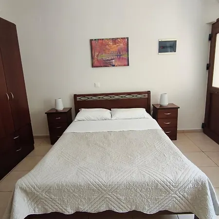 Marianna Apartment Nea Roda