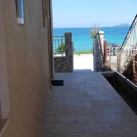 Apartment Marianna Nea Roda
